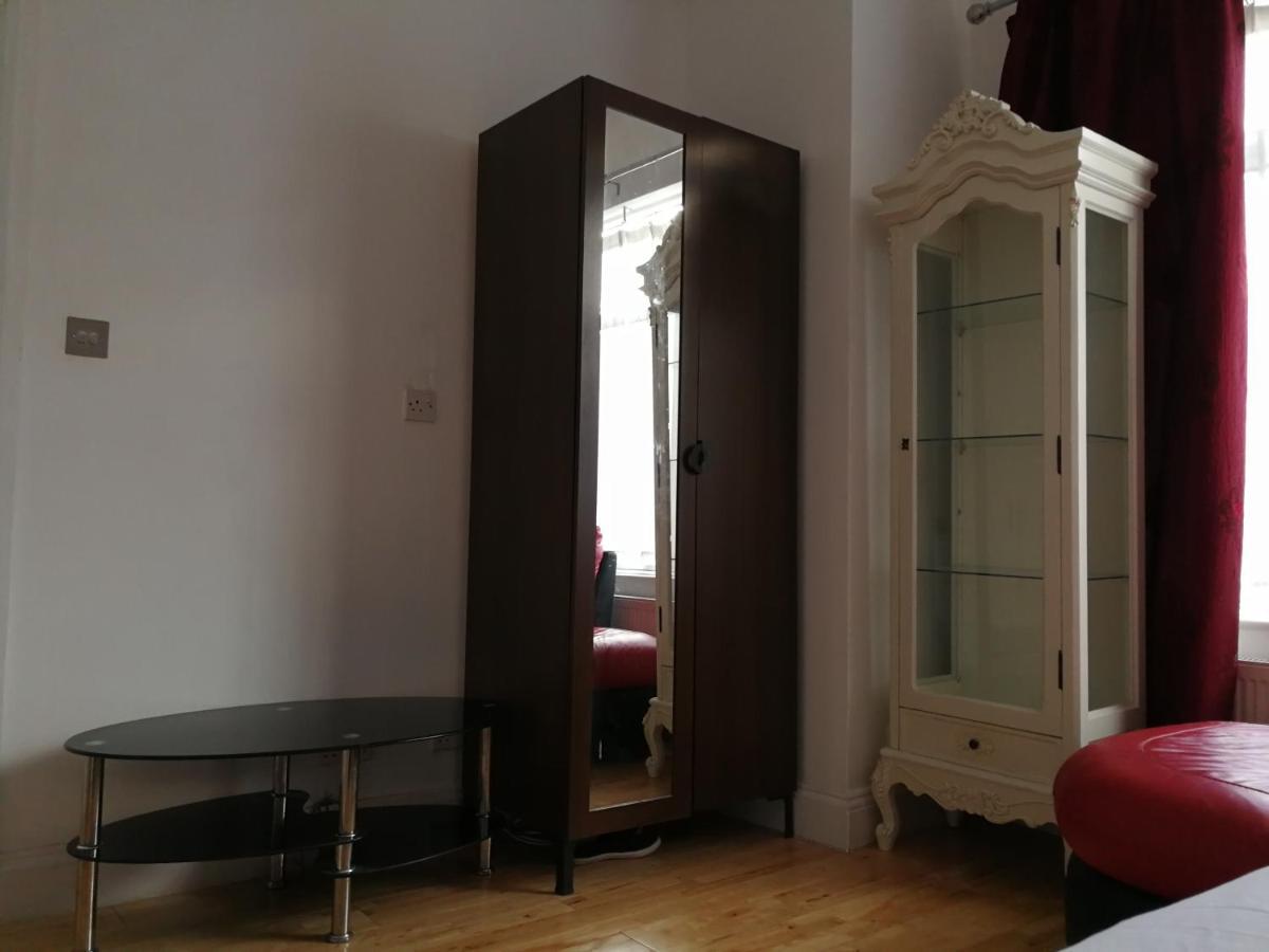 אפרטהוטל לונדון Haringey Victorian House מראה חיצוני תמונה